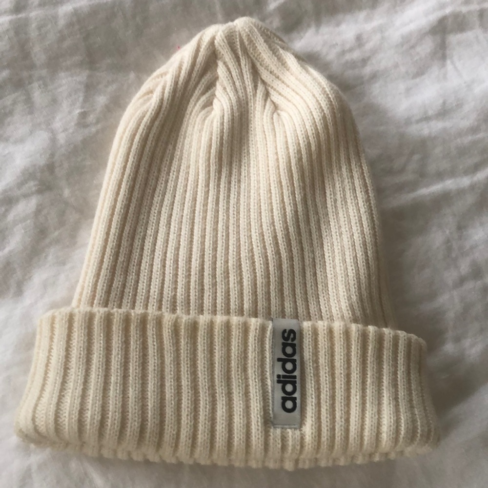 Adidas beanie